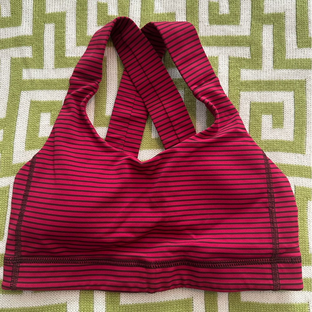 Lululemon size 4 Hyper stripe Boadeaux bumble Berry scoop Striped Sports Bra